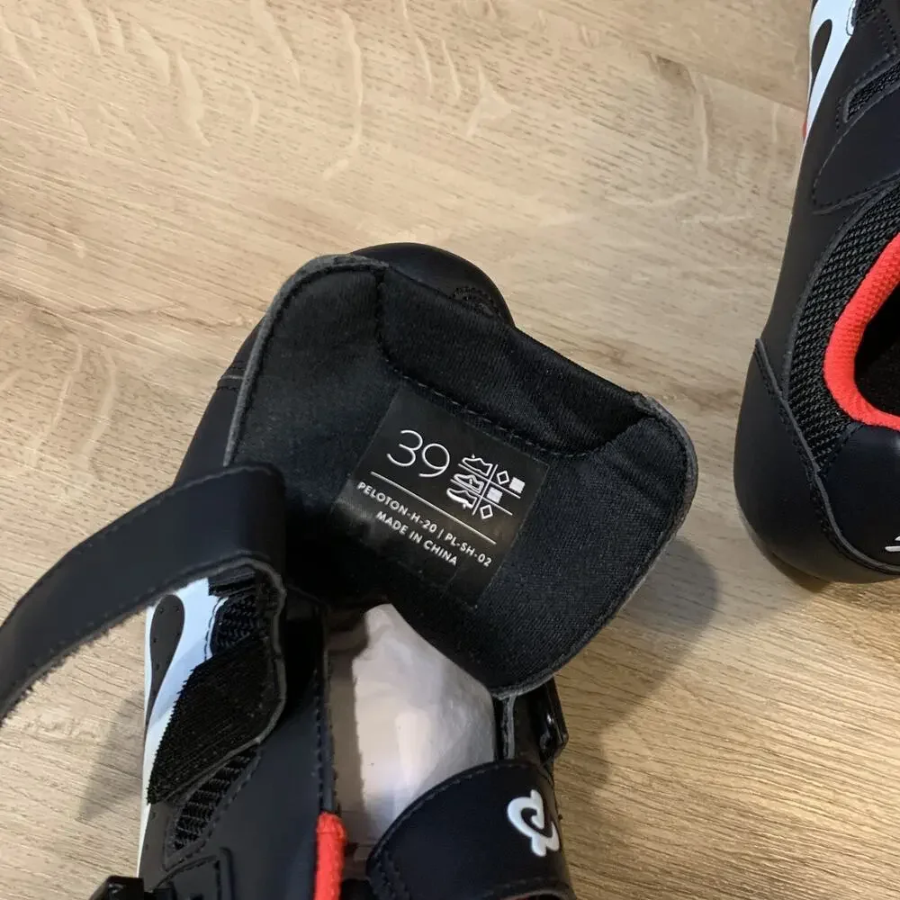 Peloton Cycling Shoes Size 39 Mens 6 / Womens 8 Black W/ Delta Compatible Cleats